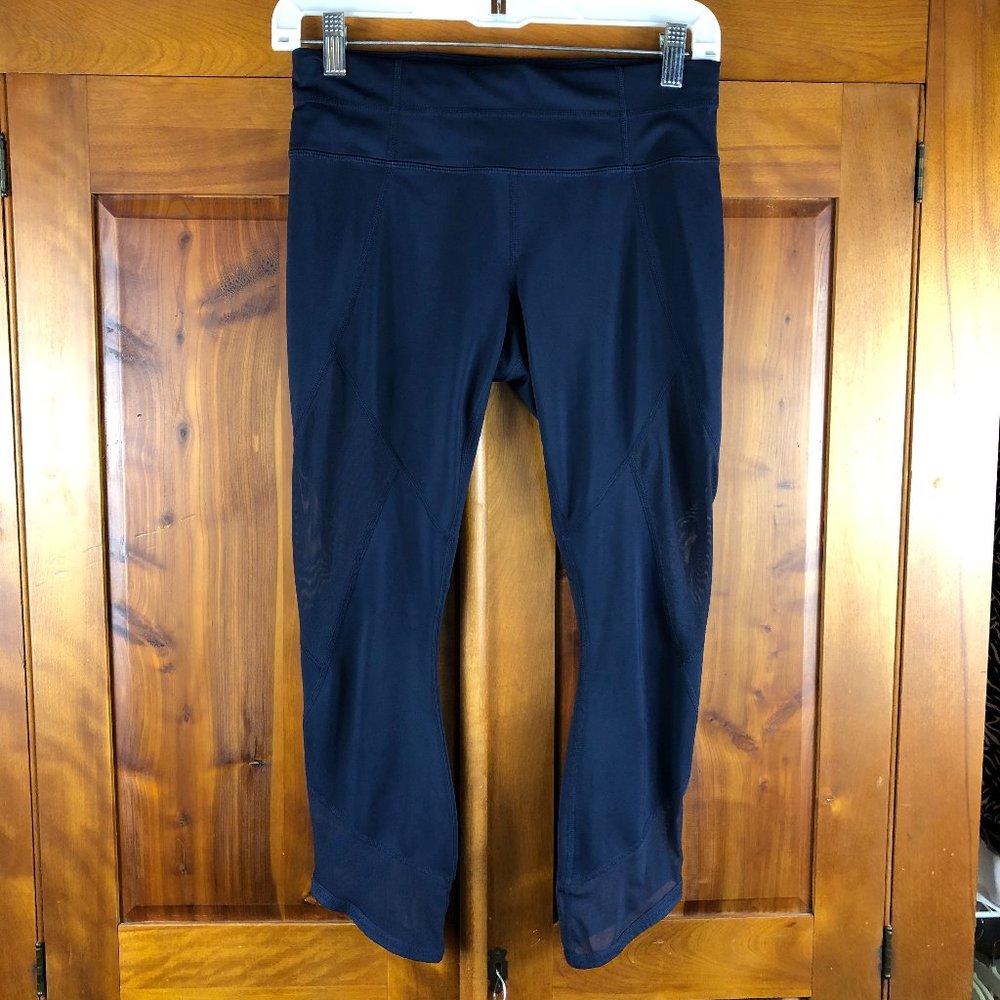 Athleta Cropped Mesh Accent Leggings Athleisure Workout Gym Sheer Yoga Stretch